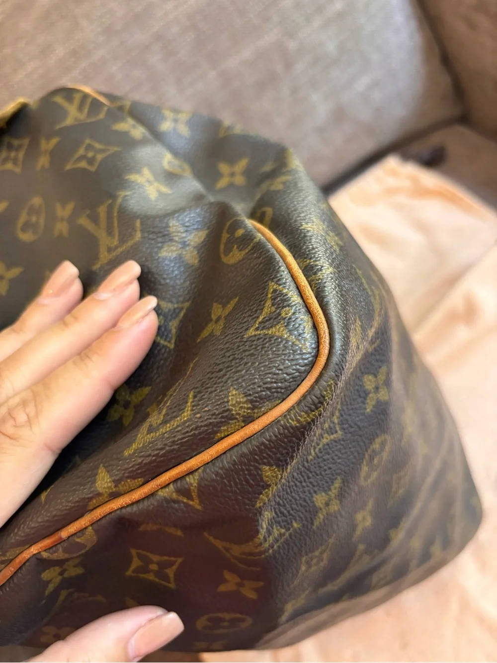 Authentic Louis Vuitton Speedy 30 monogram satchel vintage